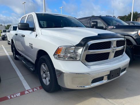 Used 2019 RAM 1500 Tradesman w/ Chrome Plus Package RWD image 3