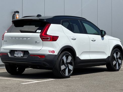 Used 2023 Volvo XC40 Recharge Ultimate w/ Protection Package Premier AWD/4WD image 5