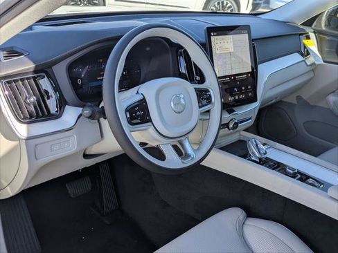 New 2026 Volvo XC60 T8 Ultra w/ Protection Package Premier image 7