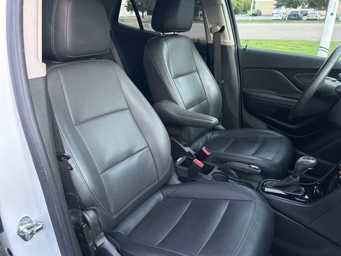 Used 2017 Buick Encore Premium w/ Experience Buick Package image 39