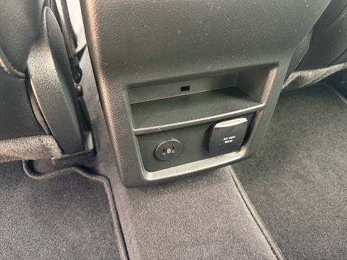 Used 2024 Ford Edge Titanium AWD/4WD image 13