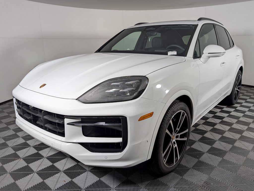 Certified 2026 Porsche Cayenne AWD/4WD image 1