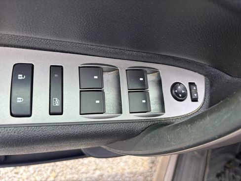 Used 2013 Chevrolet Silverado 3500 LT w/ Snow Plow Prep Package AWD/4WD image 20