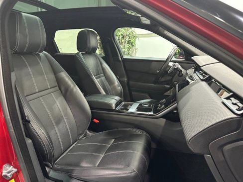 Used 2018 Land Rover Range Rover Velar R-Dynamic SE AWD/4WD image 50