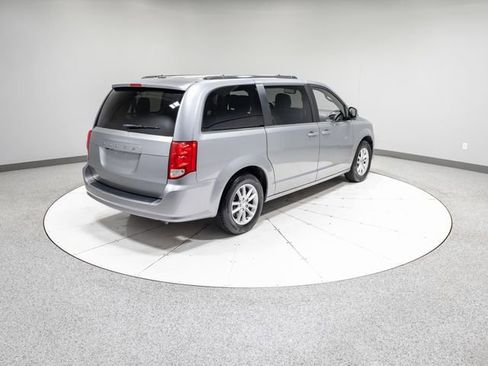 Used 2019 Dodge Grand Caravan SXT FWD image 29
