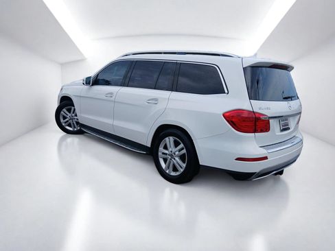 Used 2015 Mercedes-Benz GL 450 4MATIC w/ Parking Assist Package image 6