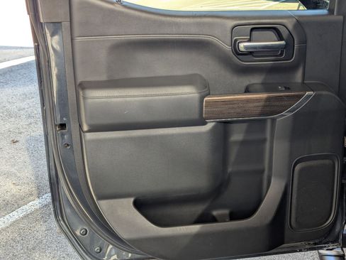 Used 2019 Chevrolet Silverado 1500 LT w/ All-Star Edition image 15