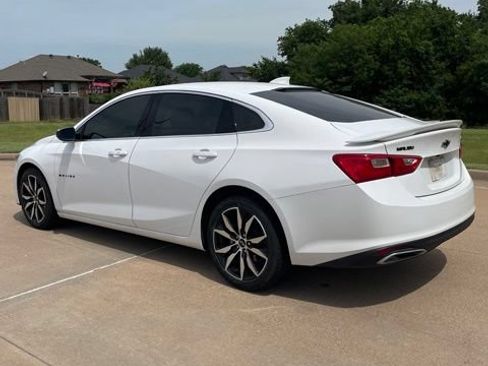 Used 2022 Chevrolet Malibu RS FWD image 3