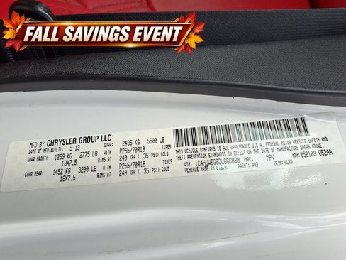 Used 2013 Jeep Wrangler Unlimited Sahara w/ Connectivity Group AWD/4WD image 13