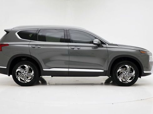 Used 2022 Hyundai Santa Fe SEL w/ Convenience + Premium Package image 2