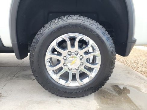 New 2025 Chevrolet Silverado 2500 LT w/ Z71 Chrome Sport Edition image 28