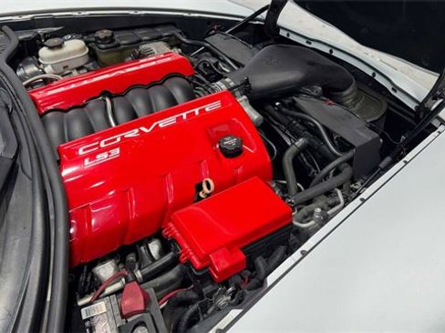 Used 2013 Chevrolet Corvette Convertible image 33