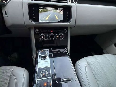 Used 2016 Land Rover Range Rover HSE image 13