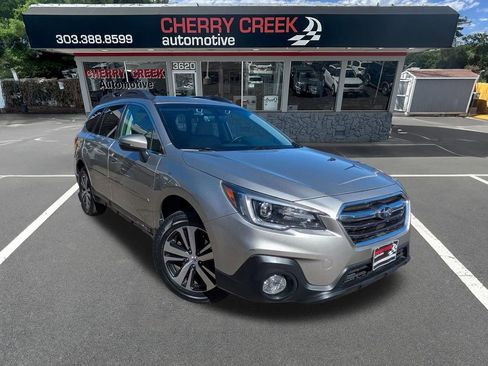 Used 2018 Subaru Outback 2.5i Limited AWD/4WD image 1