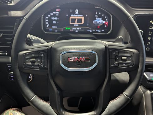 Used 2024 GMC Sierra 1500 AT4X image 18