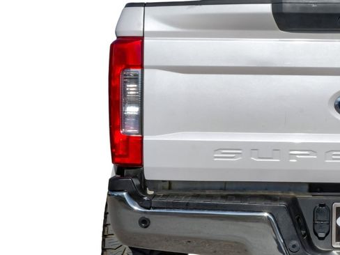 Used 2019 Ford F250 Lariat w/ Lariat Value Package image 51