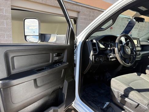 Used 2022 RAM 5500 Tradesman w/ Chrome Appearance Group image 12