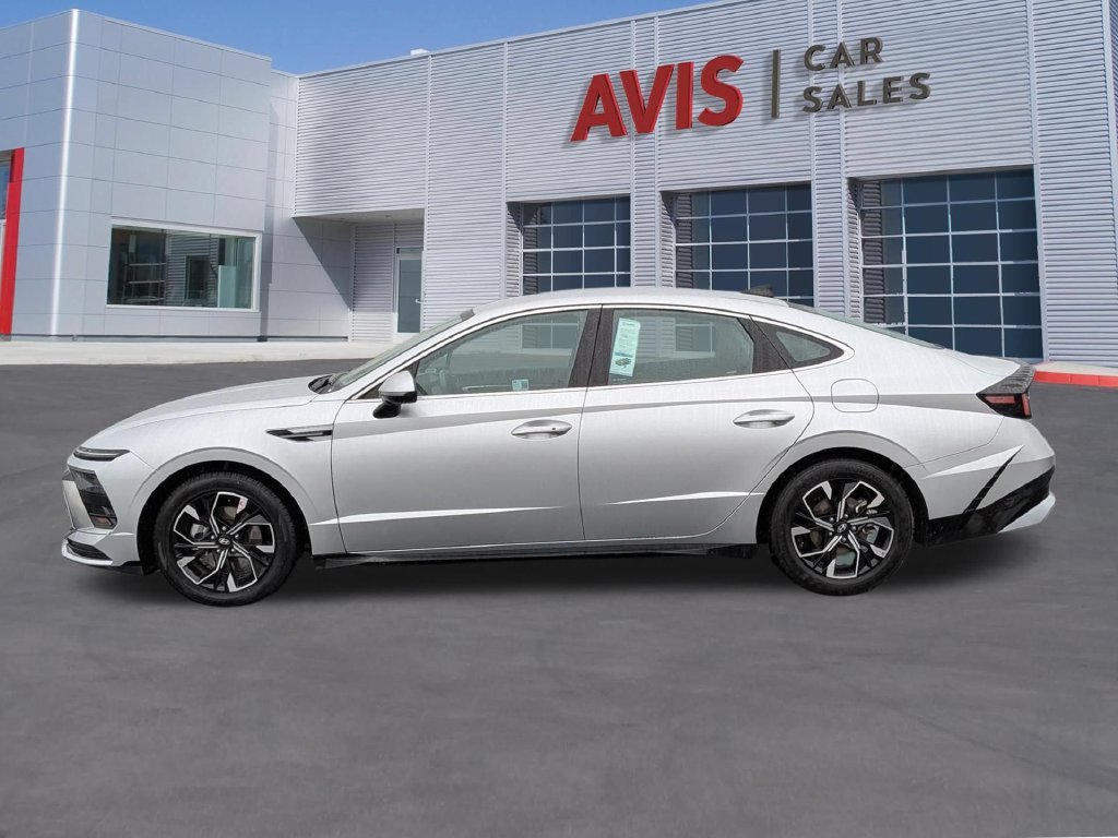 Used 2025 Hyundai Sonata SEL FWD image 10