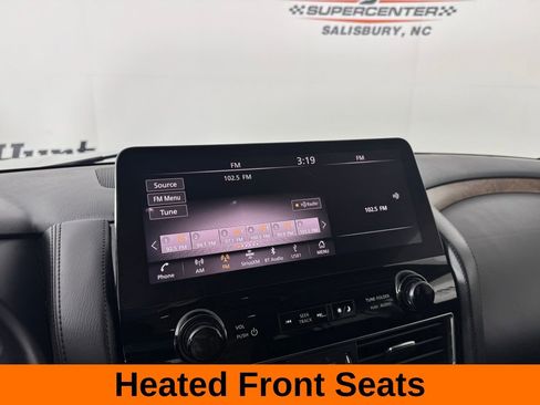 Used 2024 Nissan Armada SL w/ Captain's Chairs Package image 16