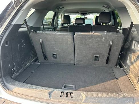 Used 2023 Ford Explorer XLT w/ Equipment Group 202A AWD/4WD image 14