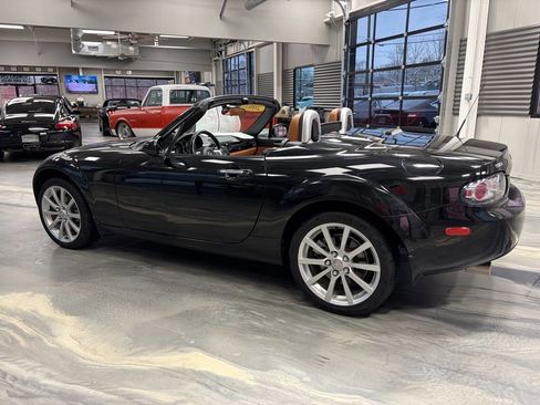 Used 2007 MAZDA MX-5 Miata Grand Touring image 30