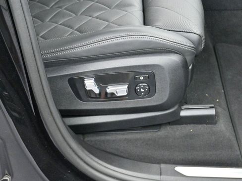 Used 2024 BMW X5 xDrive40i AWD/4WD image 35