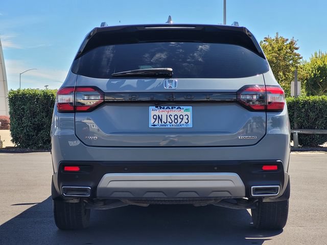 Used 2025 Honda Pilot Touring image 7