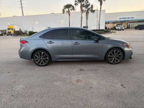 Used 2022 Toyota Corolla SE image 6