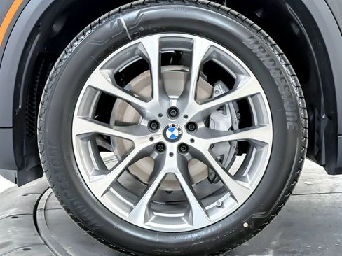 New 2026 BMW X5 xDrive40i AWD/4WD image 25