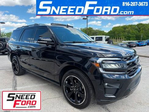 Used 2024 Ford Expedition Limited RWD image 1
