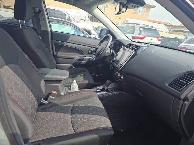 Used 2026 Mitsubishi Outlander Sport LE AWD/4WD image 15