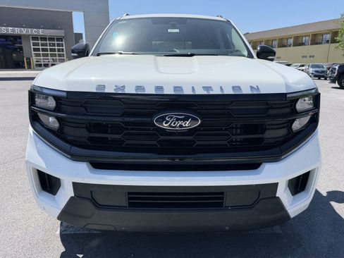 New 2026 Ford Expedition Max Active AWD/4WD image 2