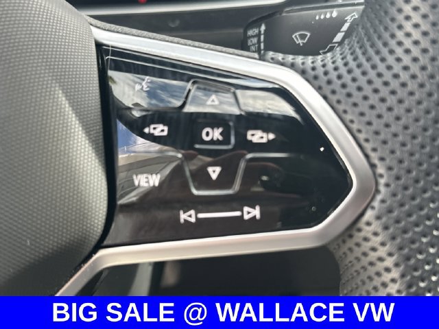 Certified 2024 Volkswagen Tiguan SE R-Line FWD image 21