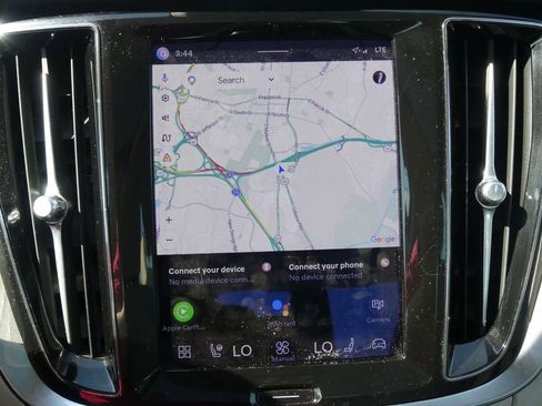 Used 2024 Volvo S60 B5 Plus w/ Climate Package image 8