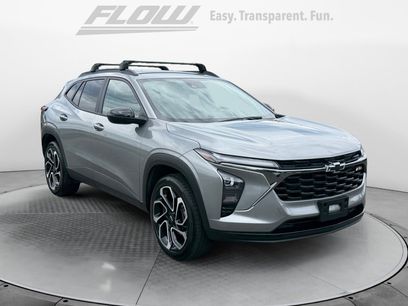 Used 2025 Chevrolet Trax RS w/ Driver Confidence Package