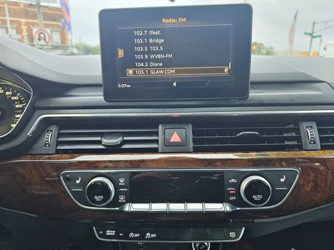 Used 2019 Audi A4 2.0T Premium w/ Convenience Package image 27