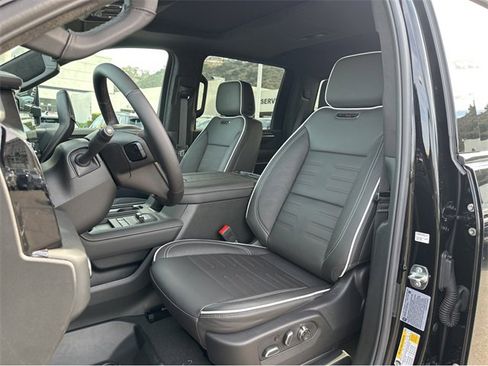 New 2026 GMC Sierra 2500 AT4X image 24