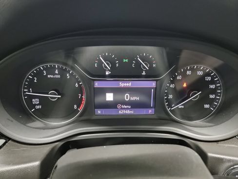 Used 2019 Buick Regal Preferred w/ Sights and Sounds Package FWD image 18