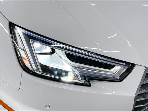 Used 2019 Audi A4 2.0T Premium Plus w/ Premium Plus Package image 31