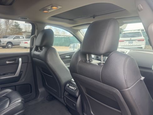 Used 2012 GMC Acadia SLT image 19