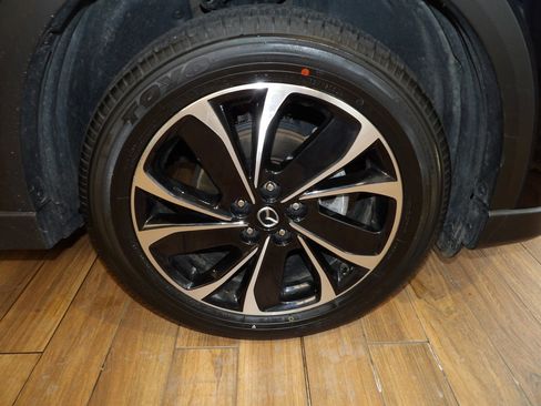 Certified 2023 MAZDA CX-5 AWD 2.5 S w/ Premium Plus Pkg image 4