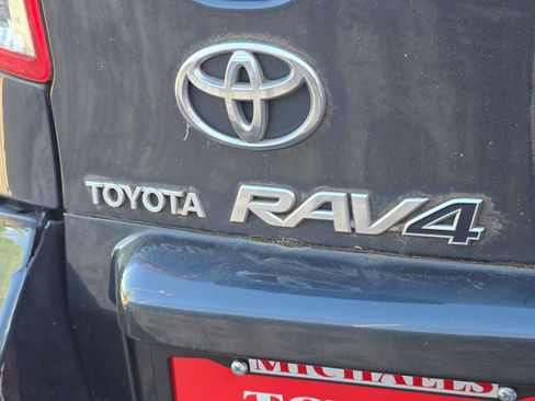 Used 2010 Toyota RAV4 Limited AWD/4WD image 5