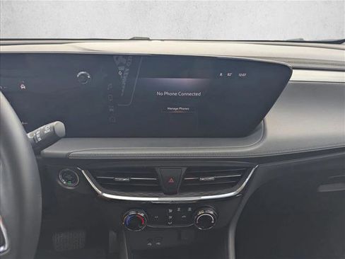 Used 2025 Buick Encore GX Preferred FWD image 11