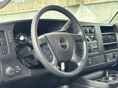 Used 2024 GMC Savana 2500 w/ Driver Convenience Package image 10