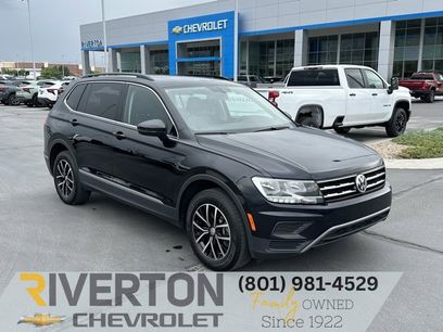 Used 2021 Volkswagen Tiguan SE w/ Panoramic Sunroof Package