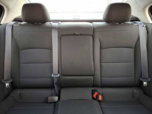 Certified 2017 Chevrolet Cruze LT image 14