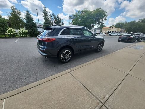 Used 2025 Audi Q5 Premium w/ Convenience Package AWD/4WD image 14