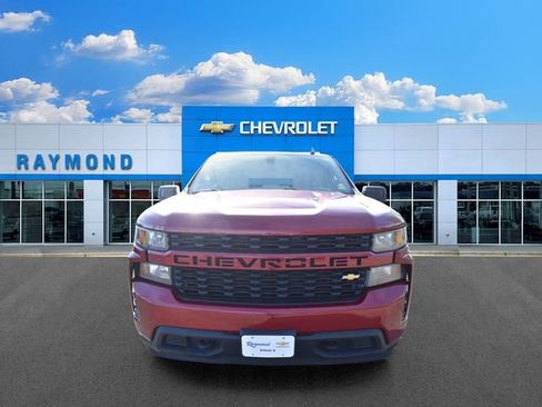 Used 2020 Chevrolet Silverado 1500 Custom w/ Custom Value Package AWD/4WD image 8