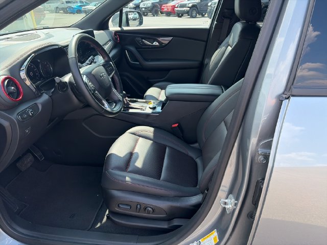 Used 2025 Chevrolet Blazer RS FWD image 10