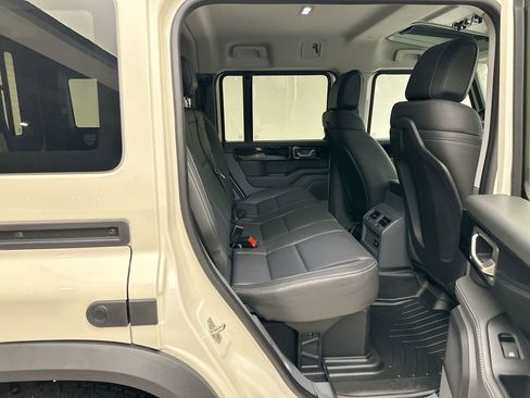 Used 2024 INEOS Grenadier AWD/4WD image 19